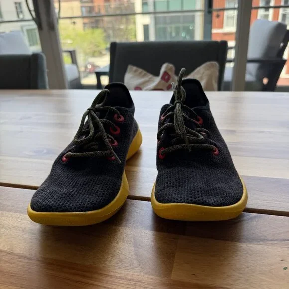 Allbirds Tree Runners Heathered Black Sunny Gold Sole W10 - Picture 6 of 7